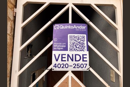Casa à venda com 400m², 4 quartos e 4 vagasPlaca instalada 
