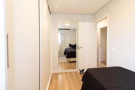 Apartamento à venda com 95m², 3 quartos e 2 vagasQuarto 2