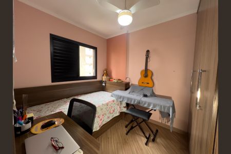 Apartamento para alugar com 67m², 3 quartos e 2 vagasQuarto 2