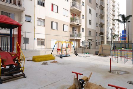 Apartamento para alugar com 48m², 2 quartos e sem vagaÁrea comum - Playground