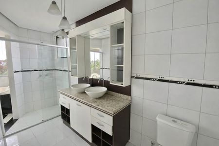 Casa à venda com 600m², 5 quartos e 6 vagasBanheiro 2