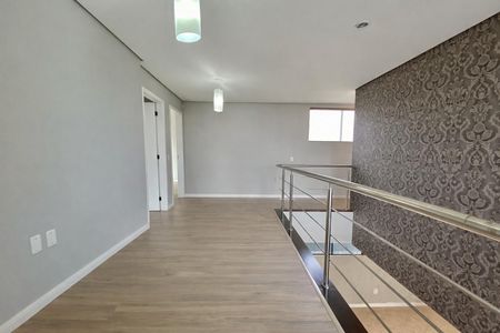 Casa à venda com 600m², 5 quartos e 6 vagasHall