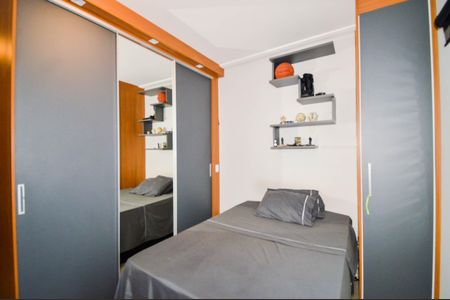 Casa à venda com 250m², 3 quartos e 6 vagasSuíte 2