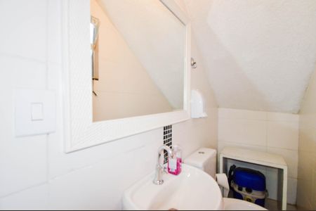 Casa à venda com 250m², 3 quartos e 6 vagasÁrea gourmet - Lavabo