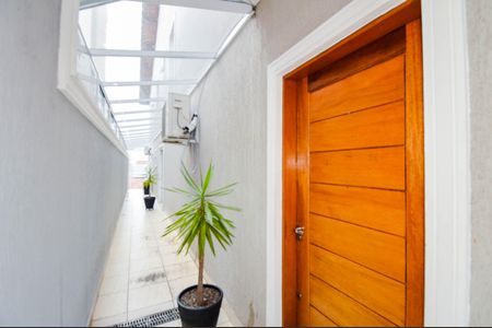 Casa à venda com 250m², 3 quartos e 6 vagasCorredor de Entrada