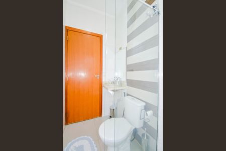 Casa à venda com 250m², 3 quartos e 6 vagasBanheiro da Suíte 2