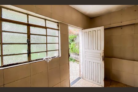 Casa para alugar com 250m², 2 quartos e 3 vagas Casa para alugar com 250m², 2 quartos e 3 vagasÁrea de Serviço