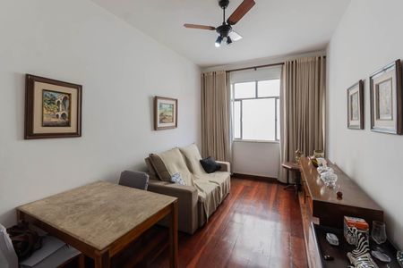 Sala de apartamento à venda com 2 quartos, 60m² em Grajaú, Rio de Janeiro