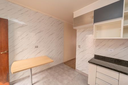 Cozinha de casa para alugar com 2 quartos, 110m² em Vila Buenos Aires, São Paulo