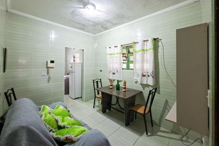Sala de casa para alugar com 1 quarto, 70m² em Balneario Japurá, Praia Grande