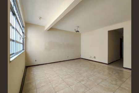 Sala de casa para alugar com 2 quartos, 75m² em Imperial de São Cristóvão, Rio de Janeiro