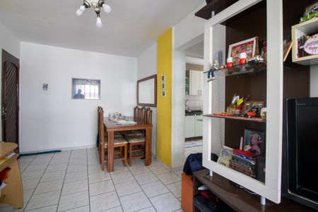 Apartamento à venda com 70m², 2 quartos e 1 vagaSala
