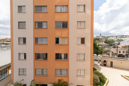 Vista Quarto 1 de apartamento para alugar com 2 quartos, 51m² em Itaquera, São Paulo