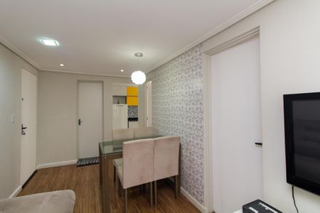 Sala de apartamento para alugar com 2 quartos, 39m² em Cidade Líder, São Paulo