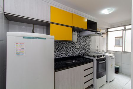 Apartamento para alugar com 39m², 2 quartos e 1 vagaCozinha e Área de Serviço