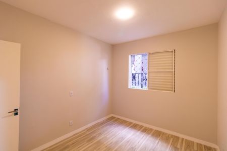 Apartamento à venda com 86m², 3 quartos e 1 vagaQuarto 02