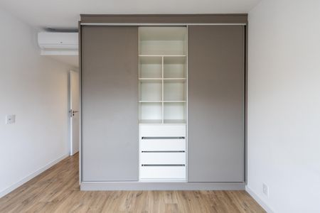 Apartamento para alugar com 110m², 3 quartos e 2 vagasQuarto 1 - Suite