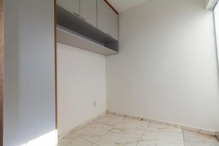 Quarto 1 de apartamento para alugar com 2 quartos, 38m² em Vila Carrão, São Paulo