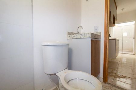 Apartamento para alugar com 38m², 2 quartos e sem vagaBanheiro
