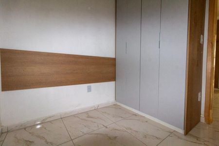 Quarto 2 de apartamento para alugar com 2 quartos, 38m² em Vila Carrão, São Paulo