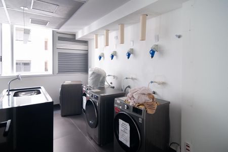 Studio à venda com 19m², 0 quarto e sem vaga Studio à venda com 19m², 0 quarto e sem vagaLavanderia