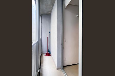 Studio à venda com 19m², 0 quarto e sem vaga Studio à venda com 19m², 0 quarto e sem vagaVaranda