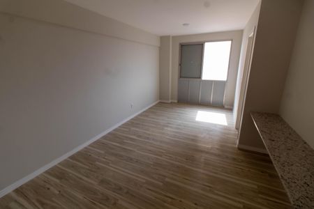 Studio à venda com 35m², 1 quarto e 1 vaga Studio à venda com 35m², 1 quarto e 1 vagaSALA/QUARTO