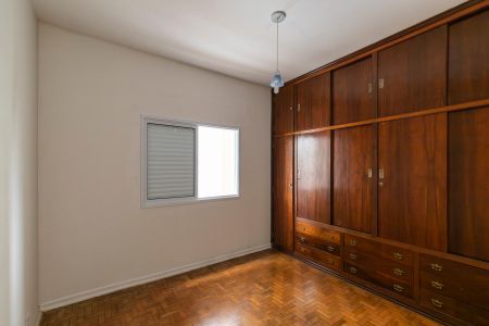 Apartamento à venda com 77m², 2 quartos e 1 vagaQuarto 2
