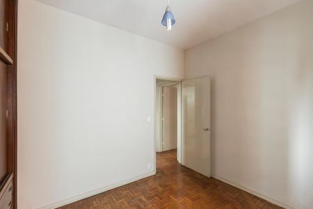 Apartamento à venda com 77m², 2 quartos e 1 vagaQuarto 2