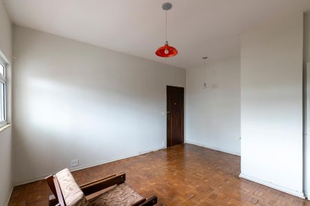 Apartamento à venda com 77m², 2 quartos e 1 vagaSala
