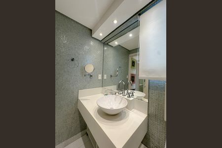 Apartamento para alugar com 80m², 2 quartos e 2 vagas Apartamento para alugar com 80m², 2 quartos e 2 vagasBanheiro Suite 1