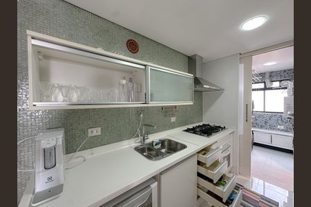 Apartamento para alugar com 80m², 2 quartos e 2 vagas Apartamento para alugar com 80m², 2 quartos e 2 vagasCozinha