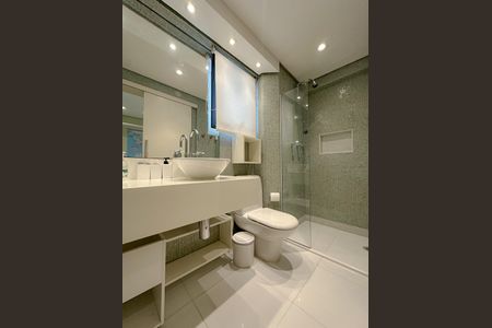 Apartamento para alugar com 80m², 2 quartos e 2 vagas Apartamento para alugar com 80m², 2 quartos e 2 vagasBanheiro Suite 1