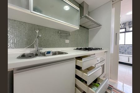 Apartamento para alugar com 80m², 2 quartos e 2 vagas Apartamento para alugar com 80m², 2 quartos e 2 vagasCozinha