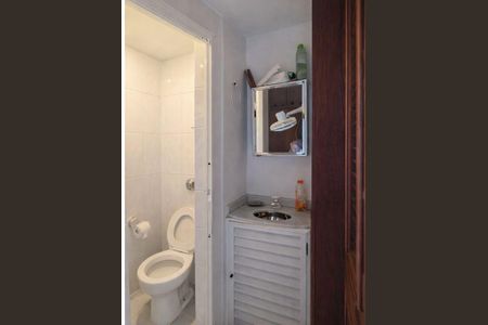 Apartamento para alugar com 94m², 3 quartos e 1 vaga Apartamento para alugar com 94m², 3 quartos e 1 vagaBanheiro