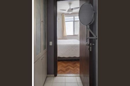 Apartamento para alugar com 94m², 3 quartos e 1 vaga Apartamento para alugar com 94m², 3 quartos e 1 vagaCorredor