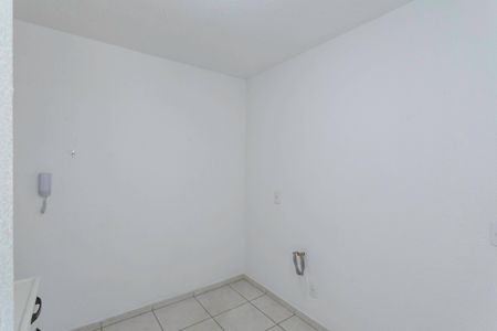 Apartamento para alugar com 45m², 2 quartos e 1 vaga Apartamento para alugar com 45m², 2 quartos e 1 vagaCozinha e Área de Serviço