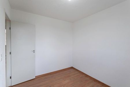 Quarto 2 de apartamento para alugar com 2 quartos, 45m² em Caiapos, Contagem
