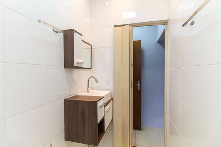 Casa para alugar com 50m², 1 quarto e sem vaga Casa para alugar com 50m², 1 quarto e sem vagaBanheiro