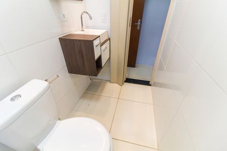 Casa para alugar com 50m², 1 quarto e sem vaga Casa para alugar com 50m², 1 quarto e sem vagaBanheiro