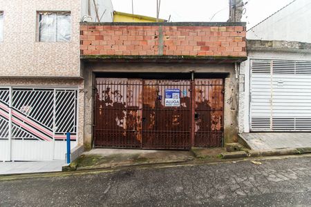 Casa para alugar com 50m², 1 quarto e sem vaga Casa para alugar com 50m², 1 quarto e sem vagaFachada + Placa
