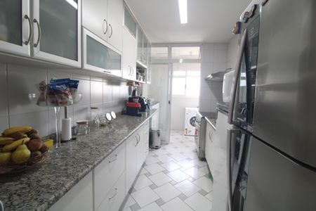Apartamento à venda com 92m², 3 quartos e 2 vagasCozinha