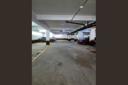 Apartamento à venda com 92m², 4 quartos e 2 vagas Apartamento à venda com 92m², 4 quartos e 2 vagasEstacionamento