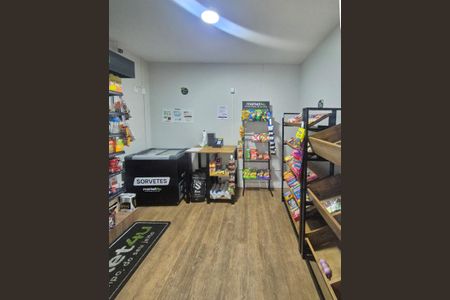 Apartamento à venda com 92m², 4 quartos e 2 vagas Apartamento à venda com 92m², 4 quartos e 2 vagasMini Meercado