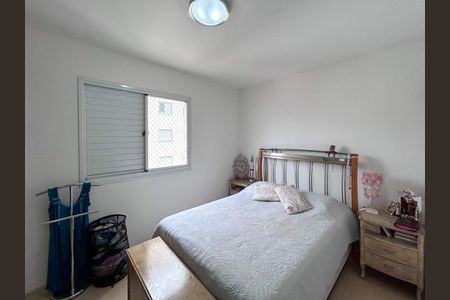 Apartamento à venda com 92m², 4 quartos e 2 vagas Apartamento à venda com 92m², 4 quartos e 2 vagasSuíte