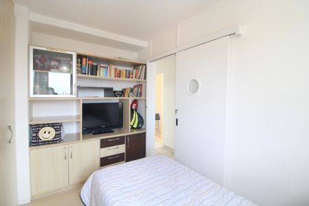 Apartamento à venda com 92m², 3 quartos e 2 vagasQuarto 2