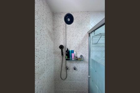 Apartamento à venda com 92m², 4 quartos e 2 vagas Apartamento à venda com 92m², 4 quartos e 2 vagasBanheiro Suíte