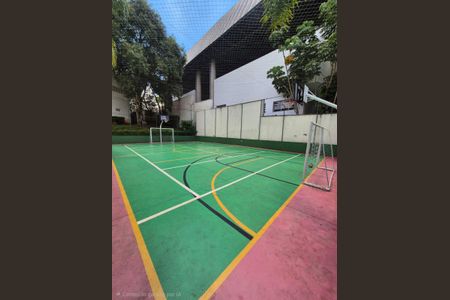 Apartamento à venda com 92m², 4 quartos e 2 vagas Apartamento à venda com 92m², 4 quartos e 2 vagasÁrea esportiva