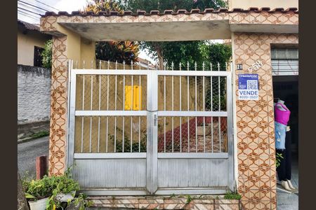 Casa à venda com 197m², 5 quartos e 1 vagaFachada