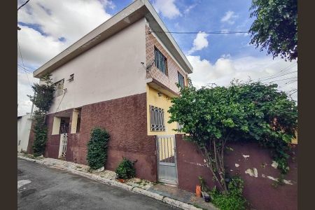 Casa à venda com 197m², 5 quartos e 1 vagaEntrada lateral